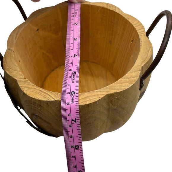 Pottery Barn Hand Carved Wooden Pumpkin Basket w/ Metal Handle Autumn!!! - Picture 9 of 12